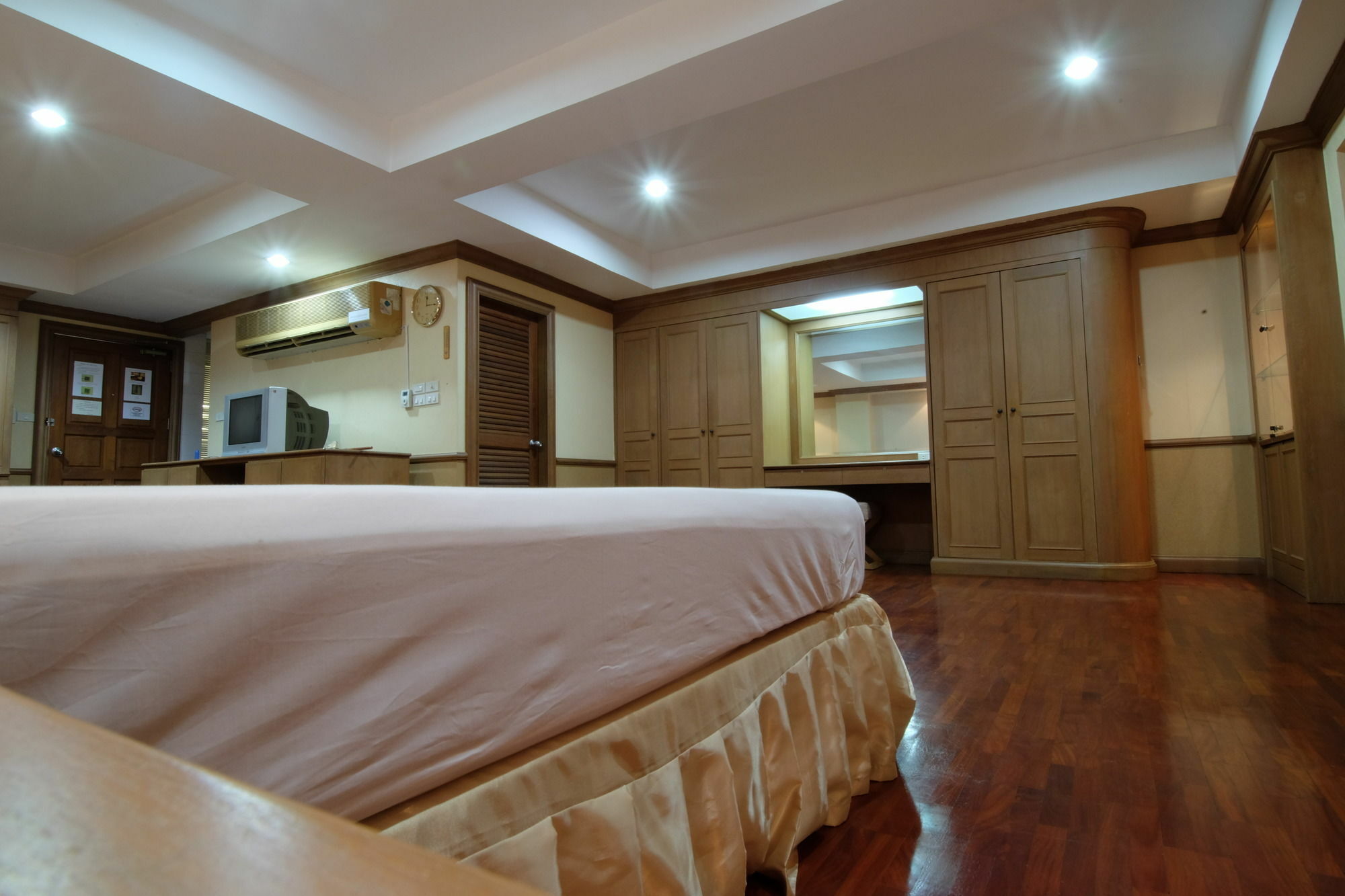 Alameda Suites Hotel Bangkok Eksteriør billede